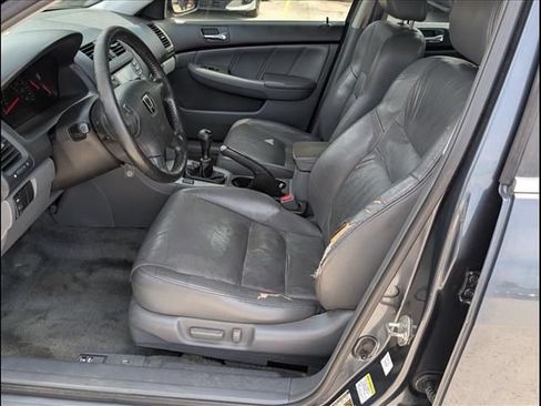 Used 2004 Honda Accord EX image 16