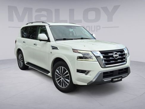 Used 2022 Nissan Armada SL w/ Captain's Chairs Package AWD/4WD image 7