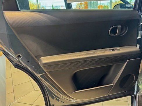 New 2026 Hyundai Ioniq 5 SEL image 10