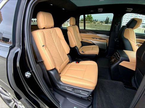 New 2025 Cadillac Escalade IQ Luxury 2 AWD/4WD image 31