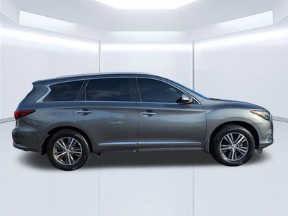 Used 2019 INFINITI QX60 Luxe w/ Essential Package