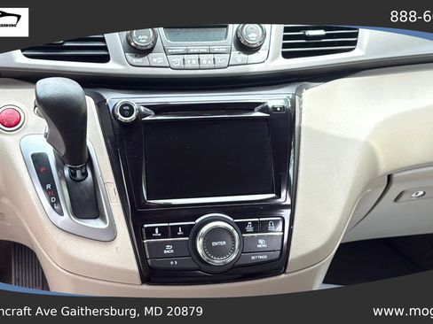 Used 2016 Honda Odyssey SE image 31