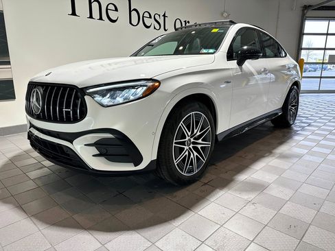 Used 2025 Mercedes-Benz GLC 43 AMG 4MATIC image 8
