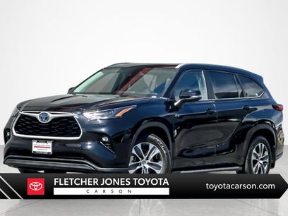 Used 2023 Toyota Highlander XLE