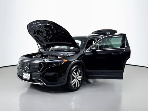 Used 2023 Mercedes-Benz EQB 300 4MATIC image 19