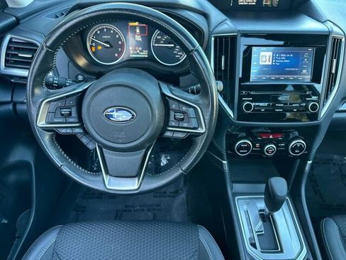 Used 2022 Subaru Forester Premium image 17