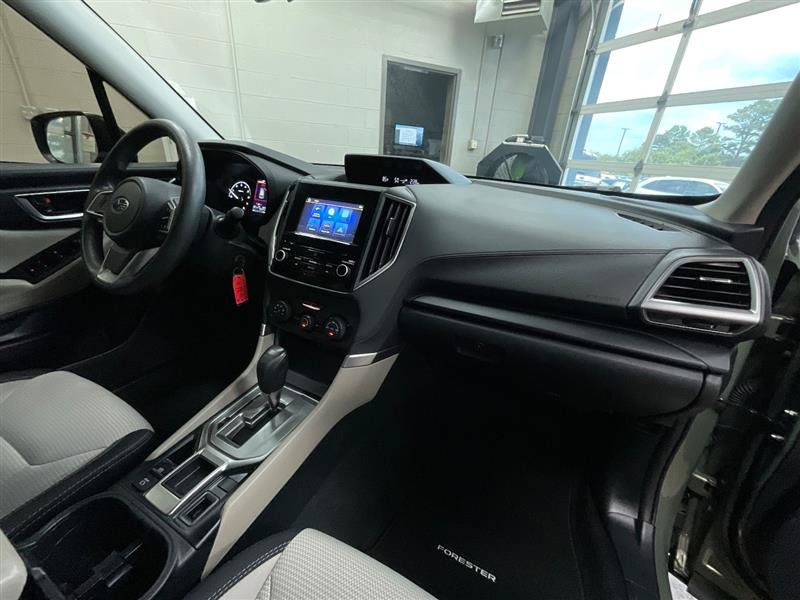 Used 2021 Subaru Forester AWD/4WD image 33