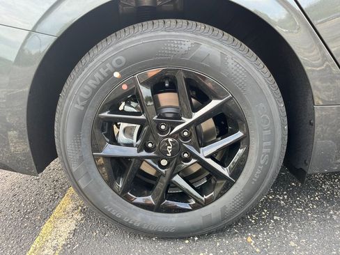 New 2026 Kia K5 LXS image 12