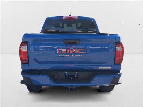 New 2025 GMC Canyon Elevation w/ Convenience Package image 8