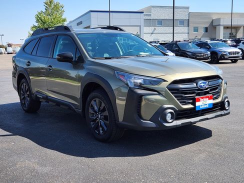 Used 2024 Subaru Outback Onyx Edition XT AWD/4WD image 4