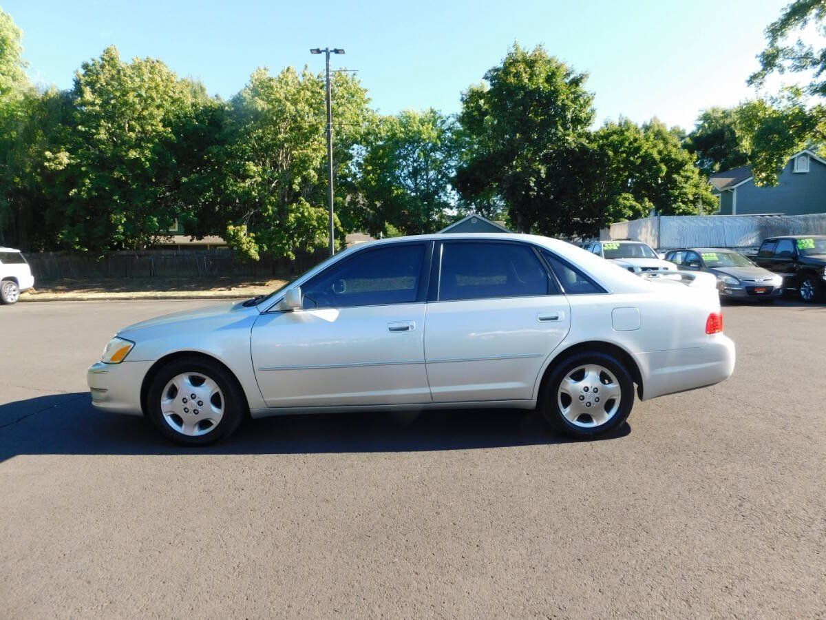 Used 2003 Toyota Avalon XLS FWD image 19