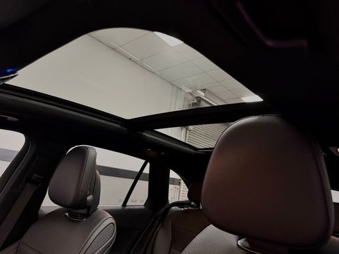 Used 2026 Mercedes-Benz GLC 300 image 26