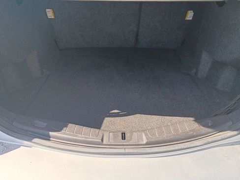 Used 2014 Ford Fusion SE FWD image 16