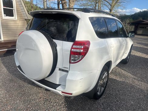 Used 2009 Toyota RAV4 Sport AWD/4WD image 5