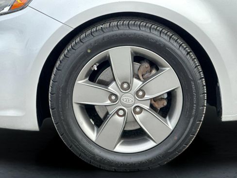 Used 2011 Kia Forte Koup EX image 22