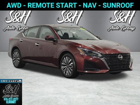 Used 2023 Nissan Altima 2.5 SV w/ SV Premium Package AWD/4WD image 1