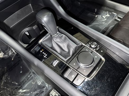 Used 2022 MAZDA MAZDA3 s image 28