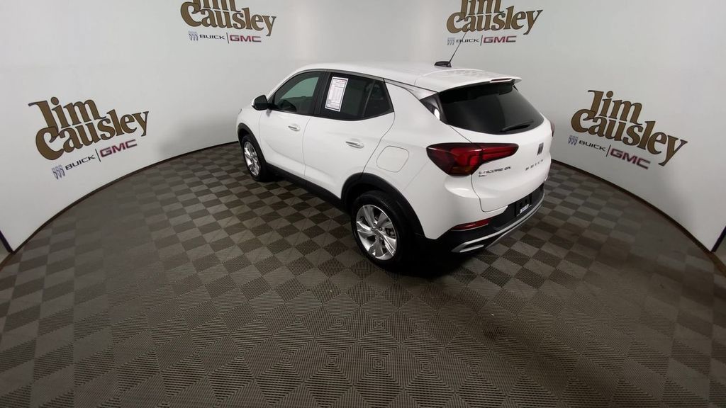 Used 2024 Buick Encore GX Preferred w/ Comfort Package AWD/4WD image 6
