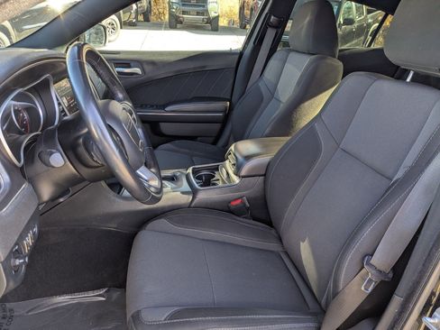 Used 2018 Dodge Charger SXT Plus image 28