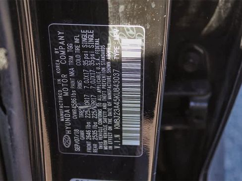 Used 2019 Hyundai Tucson SE image 39