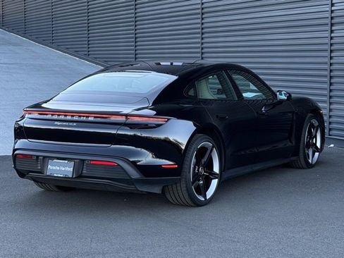 Used 2024 Porsche Taycan 4S image 7