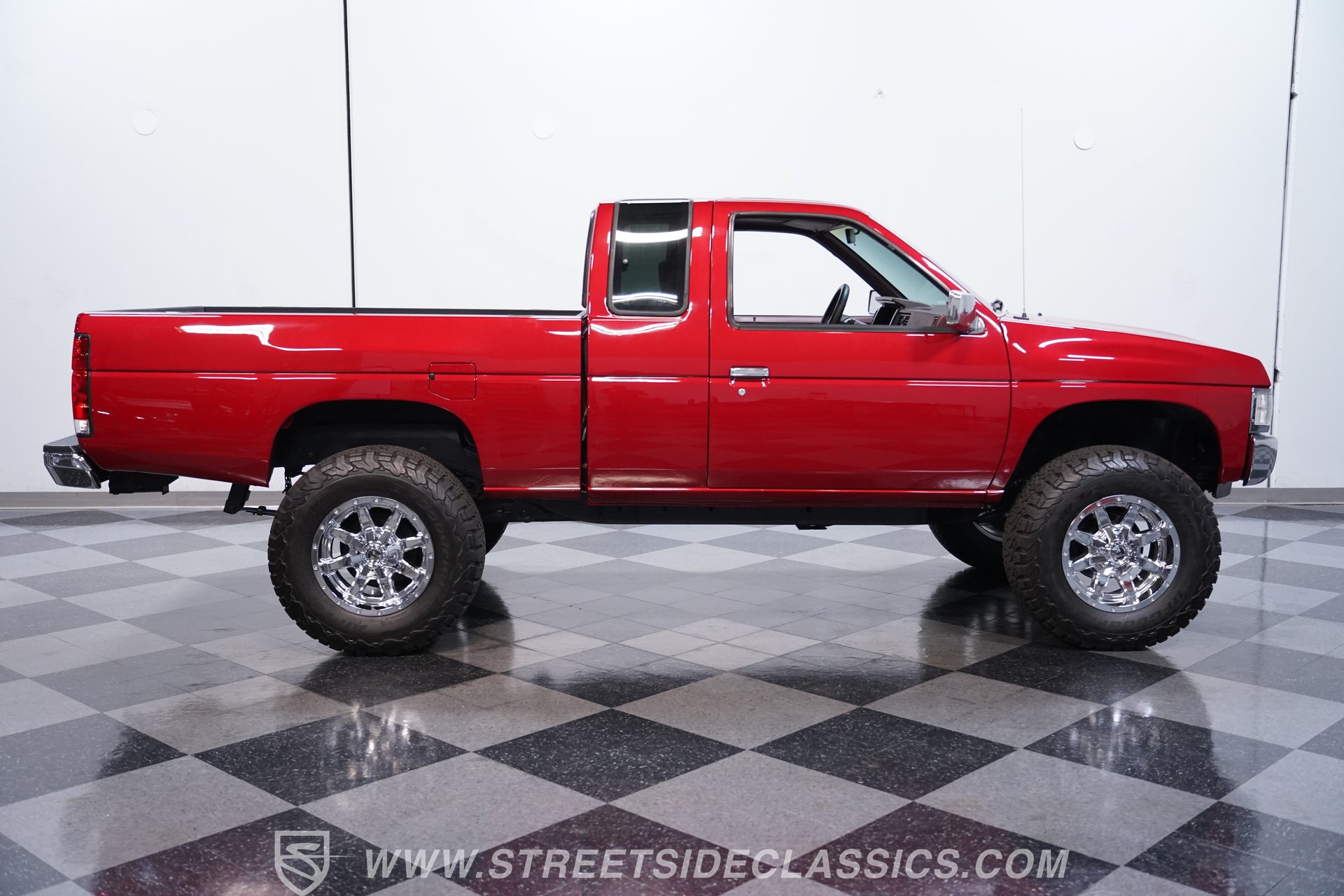 Used 1991 Nissan Pickup 4x4 King Cab V6 image 12