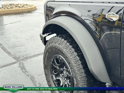 Certified 2022 Ford Bronco Wildtrak image 11