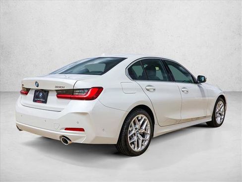 New 2026 BMW 330i xDrive Sedan w/ Premium Package AWD/4WD image 5