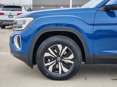 New 2025 Volkswagen Atlas SE image 6