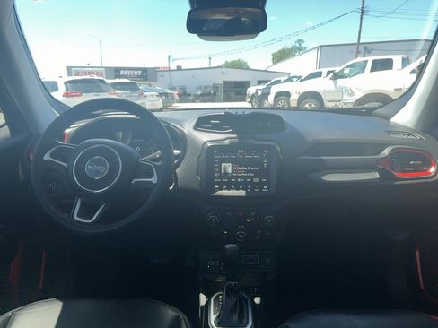 Used 2023 Jeep Renegade Trailhawk w/ Sun/Sound Group AWD/4WD image 21