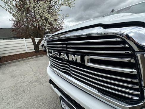 Used 2023 RAM 3500 Laramie AWD/4WD image 45