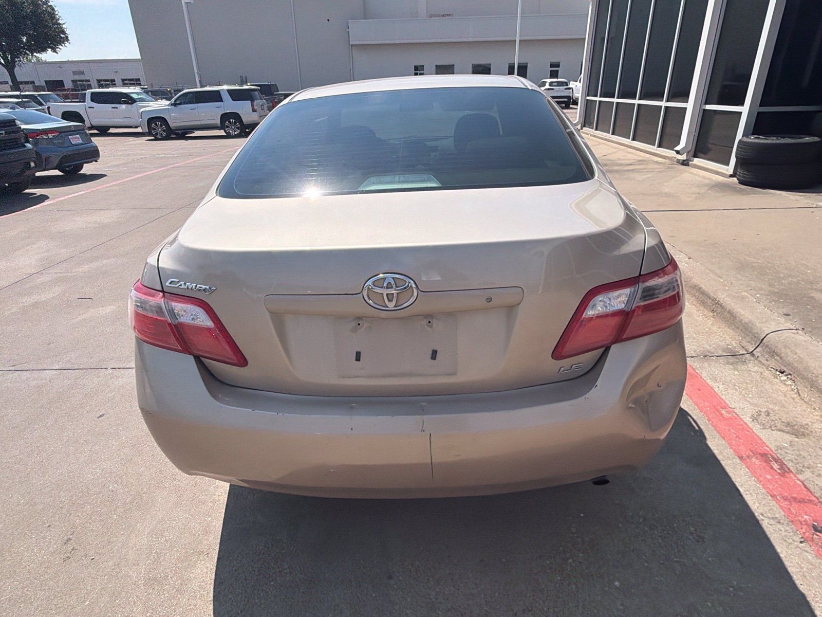 Used 2007 Toyota Camry LE FWD image 6