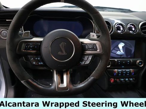 Used 2022 Ford Mustang Shelby GT500 w/ Carbon Fiber Track Pack image 41