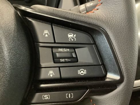 Used 2025 Subaru Crosstrek 2.5i Limited AWD/4WD image 14