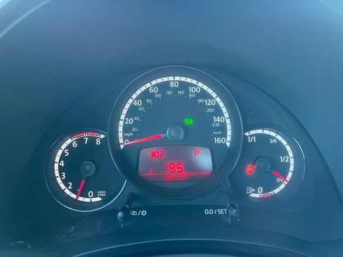 Used 2016 Volkswagen Beetle 1.8T Classic image 28