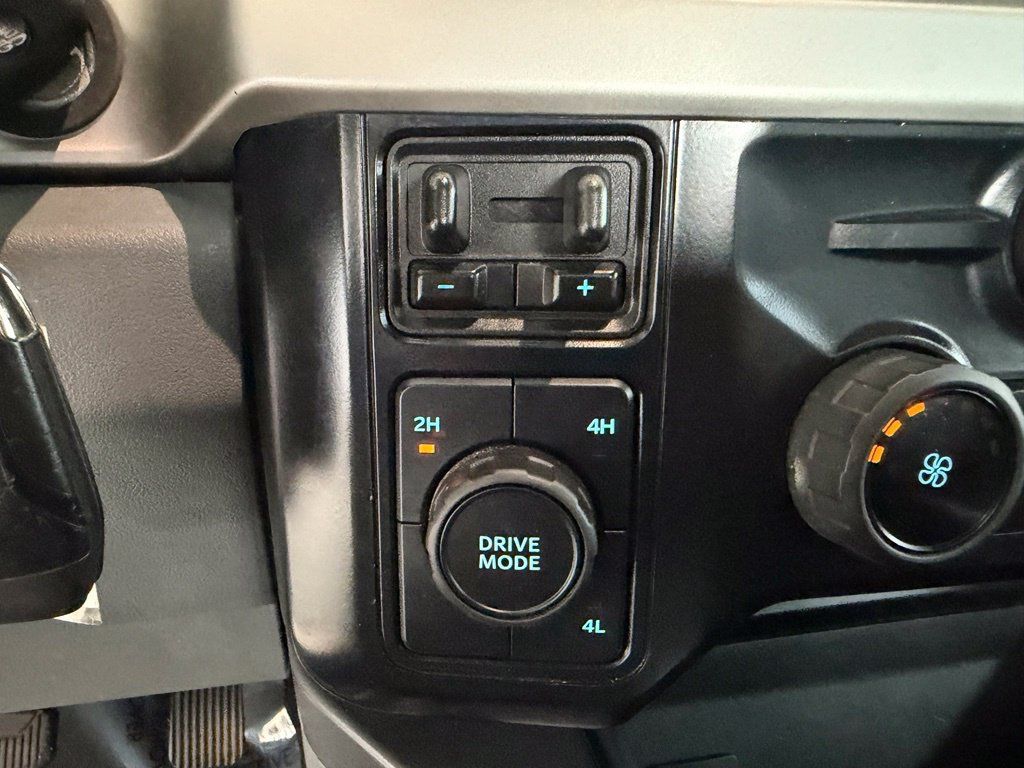 Used 2024 Ford F350 XLT w/ Camper Package AWD/4WD image 48