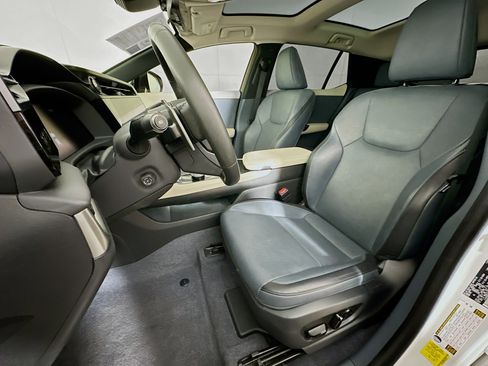 Used 2023 Lexus RZ 450e Premium w/ Technology Package image 13