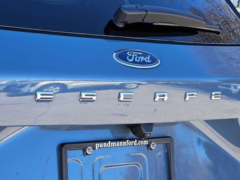 Used 2023 Ford Escape ST-Line w/ Equipment Group 301A image 11