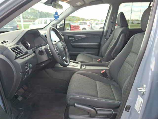 Certified 2023 Honda Ridgeline Sport image 13