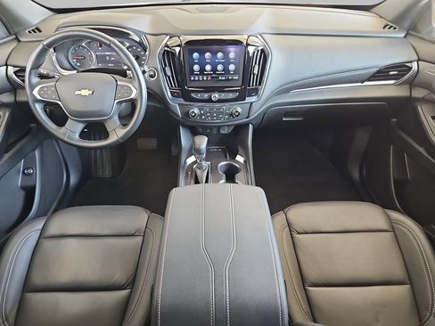Certified 2023 Chevrolet Traverse LT FWD image 11