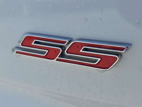 Used 2021 Chevrolet Camaro SS RWD image 10