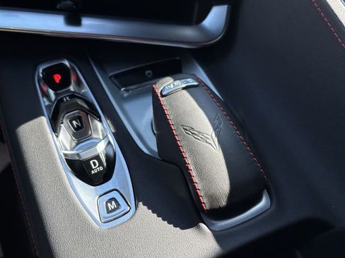 Used 2024 Chevrolet Corvette Stingray Convertible w/ Z51 Performance Package image 15