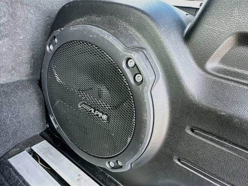 Used 2022 Jeep Wrangler Unlimited Sahara AWD/4WD image 30