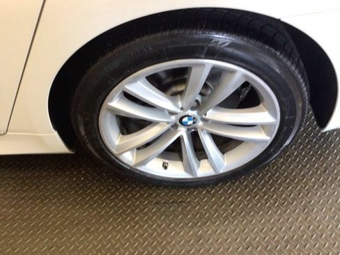 Used 2016 BMW 750i xDrive AWD/4WD image 26