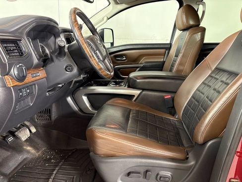 Used 2016 Nissan Titan Platinum Reserve image 19