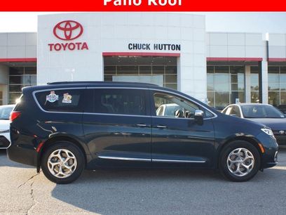 Used 2022 Chrysler Pacifica Limited