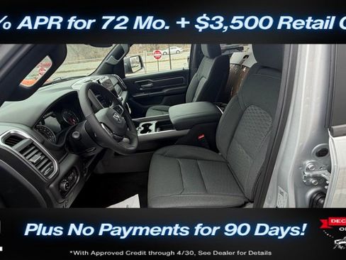 New 2026 RAM 1500 4x4 Crew Cab image 19