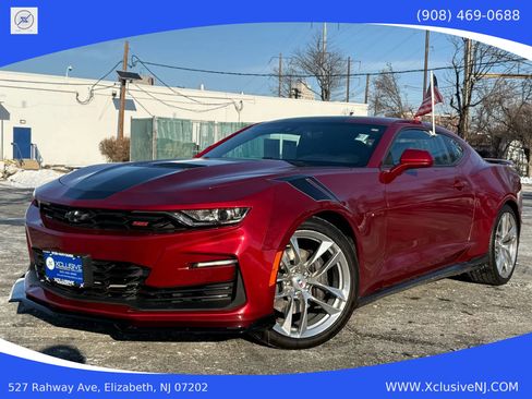 Used 2022 Chevrolet Camaro SS w/ Design Package 2 image 1