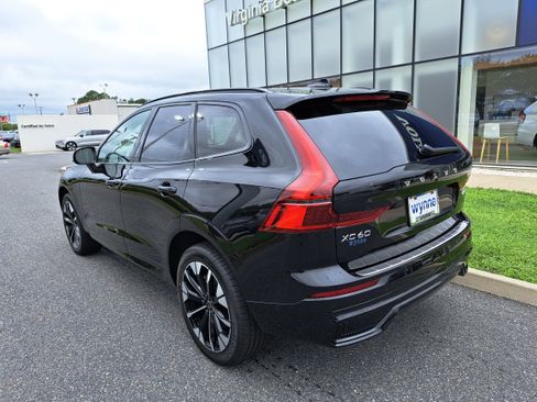 New 2026 Volvo XC60 B5 Plus w/ Protection Package Premier image 4