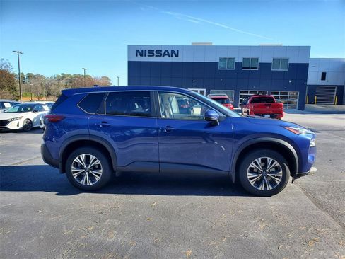 Certified 2023 Nissan Rogue SV image 2